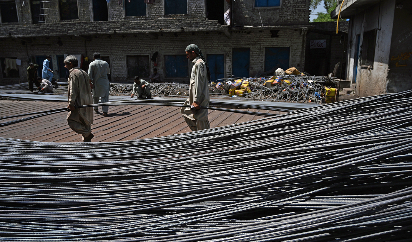 Pakistan to build first local ironore steel mill with Saudi investment