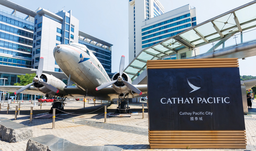 Cathay Pacific job cuts slash Hong Kongs property rentals 