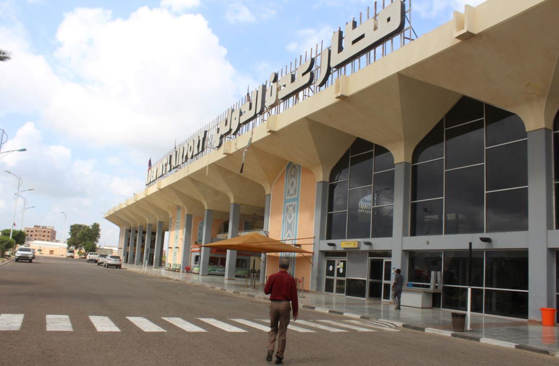 Aden airport reopens as governor demands probe into attack Arab News PK