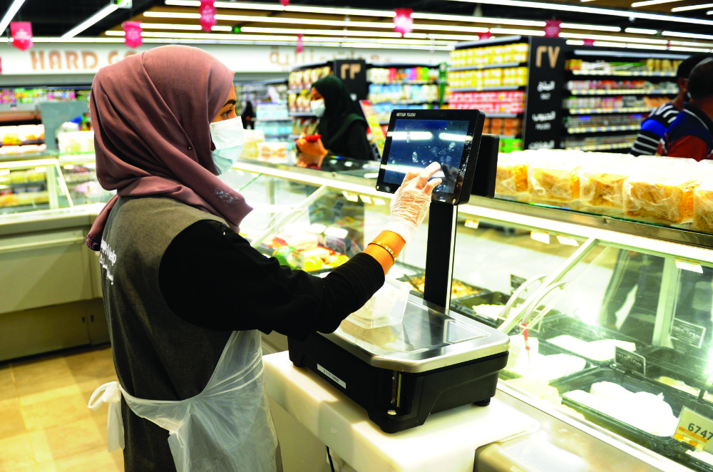 Customers in Saudi Arabia still prefer visiting supermarkets BinDawood CEO Arab News PK
