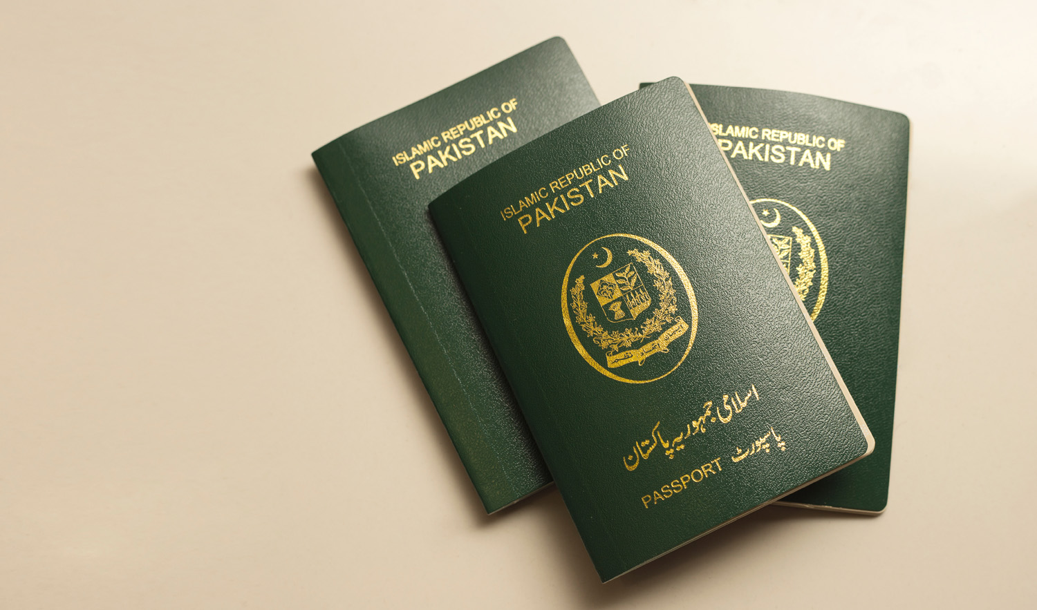 Pakistan drops to fourth last spot in strongest passport survey | Arab News  PK