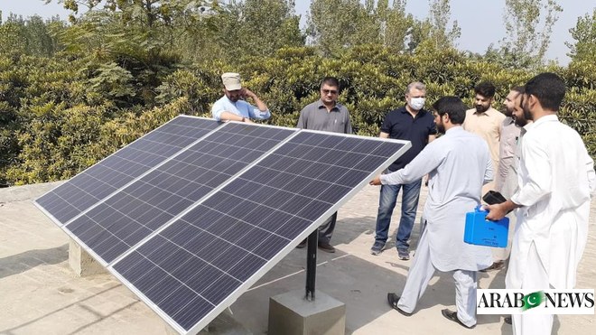 With solar mosques and schools, Pakistan's northwestern province pushes clean energy | Arab News PK
