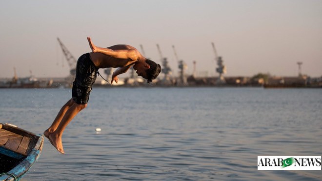 How Gulf nations are responding to the age of record-breaking extreme temperatures