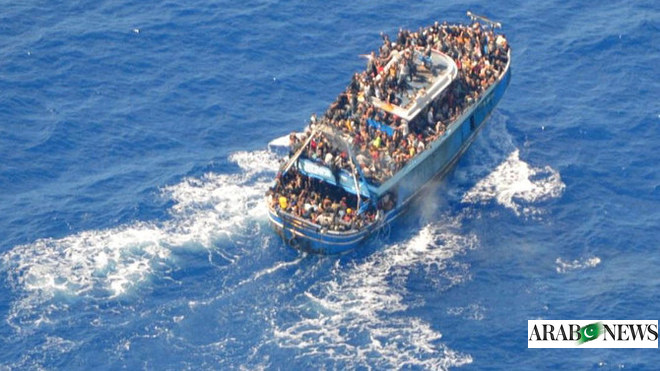 الناجون من غرق سفينة المهاجرين يقدمون شكوى ضد السلطات اليونانية