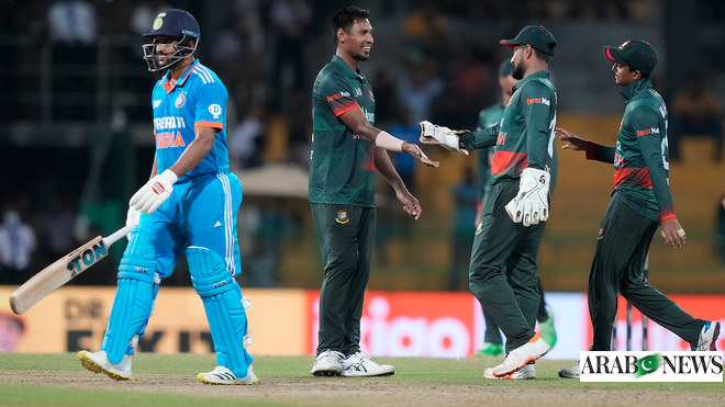 بنجلاديش تفاجئ الهند وتفوز بكأس آسيا عزاءً لها