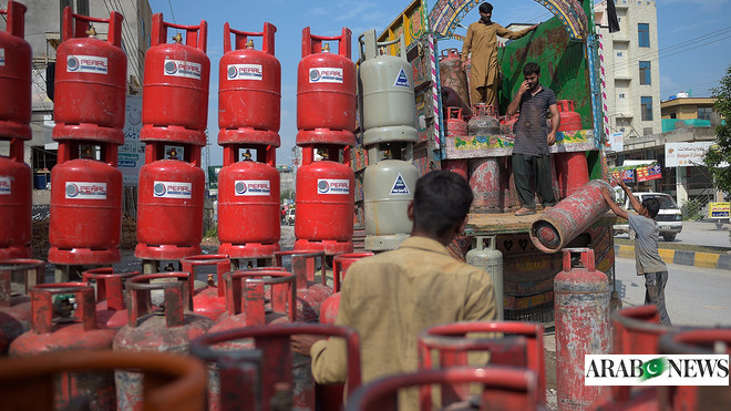 Pakistan approves major gas price hike from November 1 