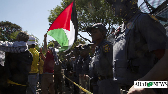 إسرائيل تعيد السفير قبيل التصويت في برلمان جنوب أفريقيا على إغلاق السفارة الإسرائيلية
