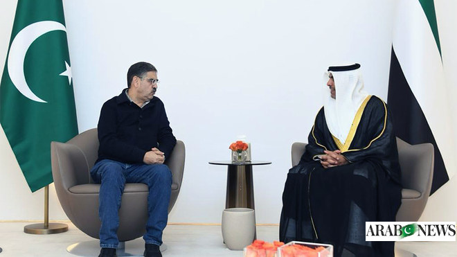 رئيس الوزراء الباكستاني يوقع صفقات بمليارات الدولارات في الإمارات والكويت خلال زيارة خليجية تستمر أسبوعا