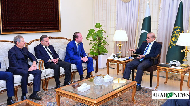 US business delegation meets PM as Pakistan pushes to seek foreign investments  www.arabnews.pk