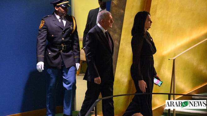 Iraq negotiates new coalition under US pressure  www.arabnews.pk