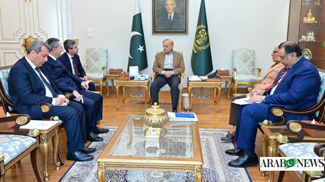 Pakistan says Azerbaijan close to finalizing $2 billion investment deal