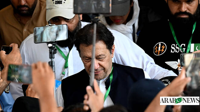Ex-PM Imran Khan’s health ‘is fine,’ Supreme Court-appointed lawyer says after prison meeting  Arab News PK