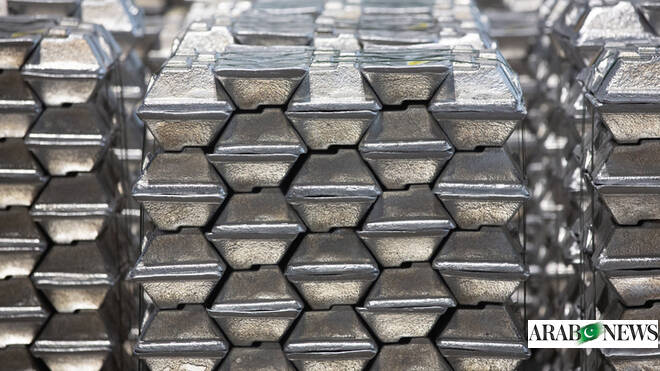 Gold, silver, aluminum and coal gain as Middle East tensions stir supply concerns 