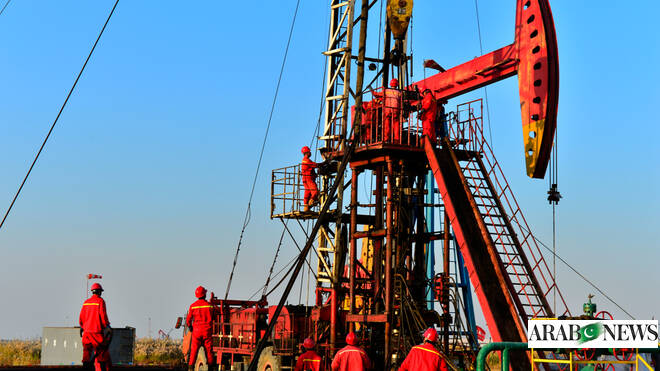 Iran Attacks Gulf Shipping, Oil Prices Jump 5%