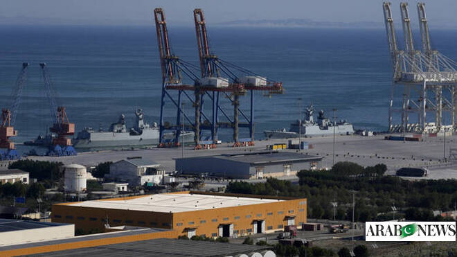 Pakistan's Gwadar port berths vessel with 53,000 metric tons amid rise in transshipment
