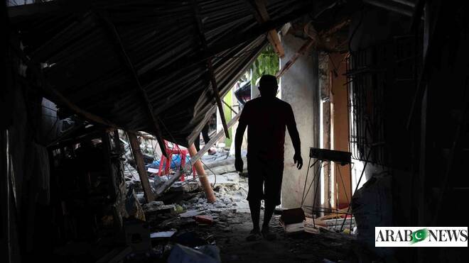 32,000 people displaced by the Philippine earthquake that killed at least 37  www.arabnews.pk