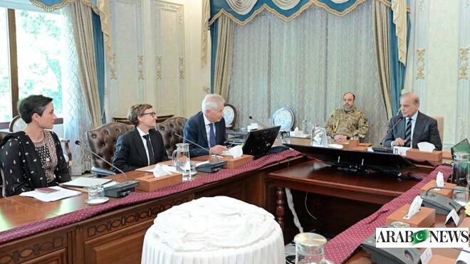 Pakistan PM orders HIV prevention group with Global Fund amid rising infections  Arab News PK
