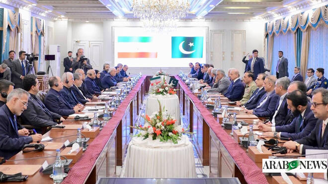 Pakistan eyes formal energy trade with Tehran after helping ease US-Iran tensions