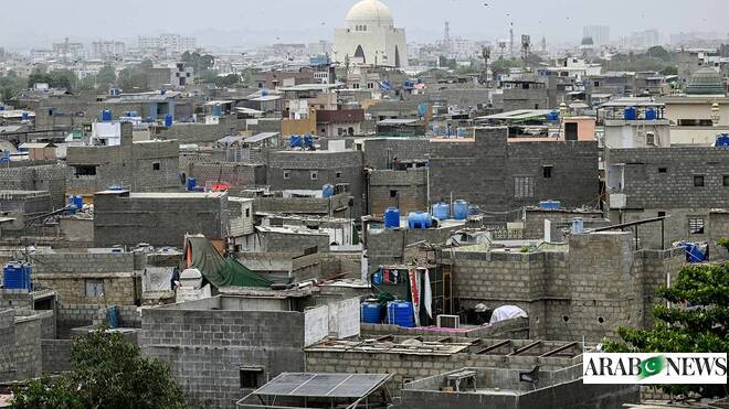 Pakistan’s Sindh to distribute 275,000 solar systems among households in FY27