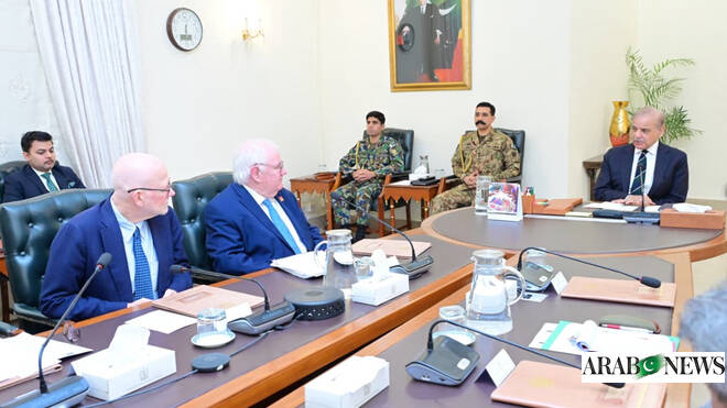 Pakistan PM orders renewed focus on polio hotspots in northwest  Arab News PK