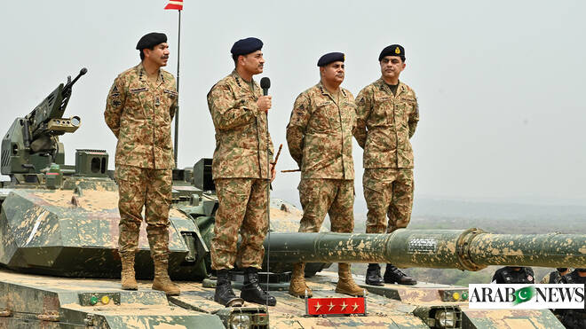 Pakistan parliament gives chief of defense forces operational command over military