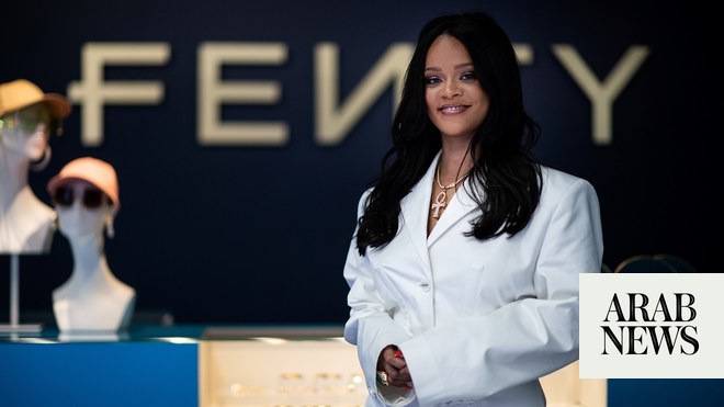 Rihanna Wears Oscar de La Renta for Fenty Beauty Launch - Rihanna