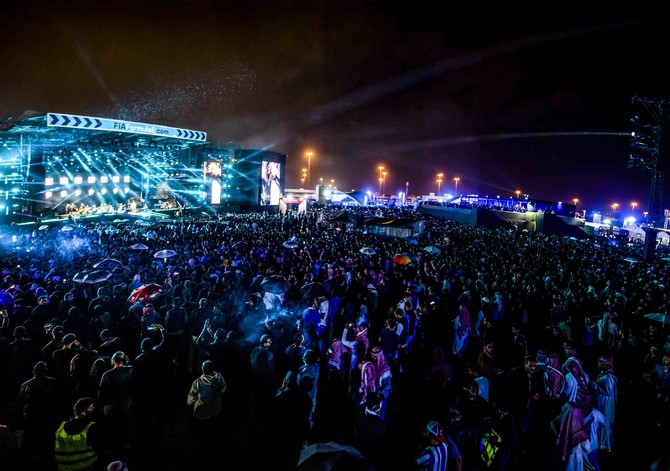 Saudi Arabia’s Ad Diriyah concert kicks off in rainy Riyadh | Arab News PK