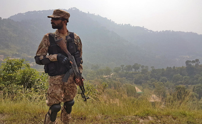 Pakistan Today: Five Indian soldiers killed as Pak Army retaliates across  LoC | Arab News PK