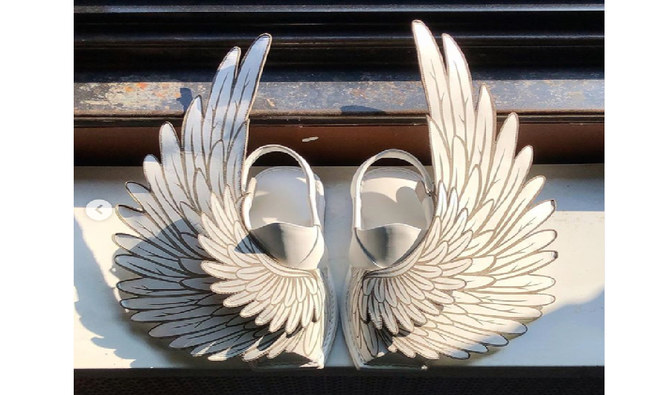 popular chappal brands