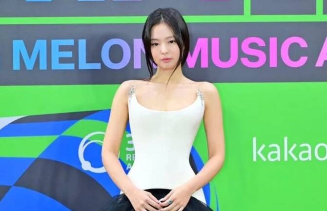 K-Pop star Jennie creates history while wearing Georges Hobeika