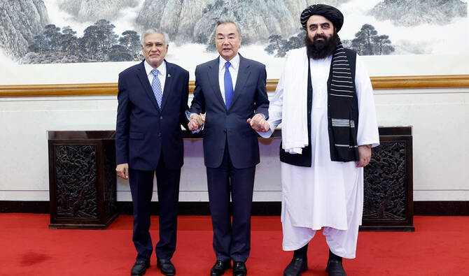 Pakistan, Afghanistan hold talks in China amid tensions — official | Arab  News PK
