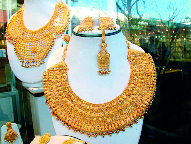 Indian Expats Can Now Take Home More Duty Free Gold Arab News Pk