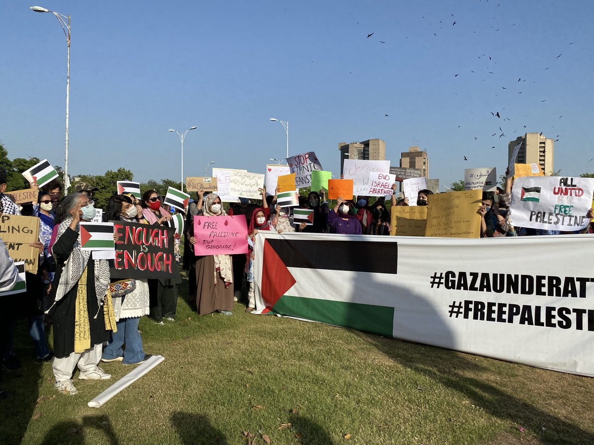 Pakistan says contacting various nations to gather support against